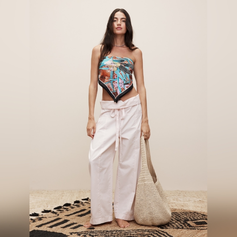 Banana Republic The White Lotus Oversized Fisherman Pant light pink